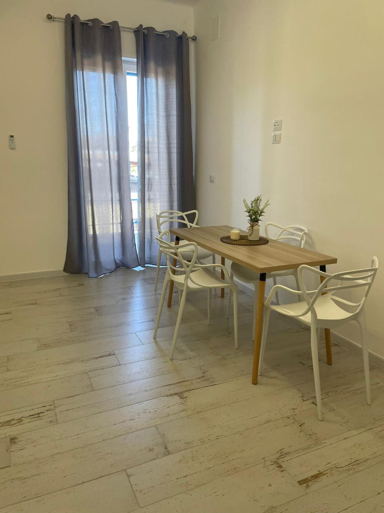 Maison Appartaments Бари Екстериор снимка